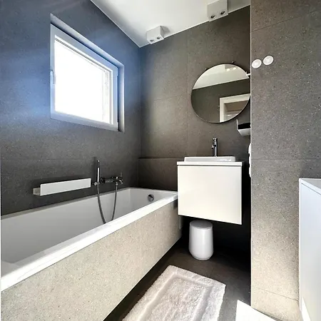 Czarnieckiego - Self Check-in 20h Wrocław