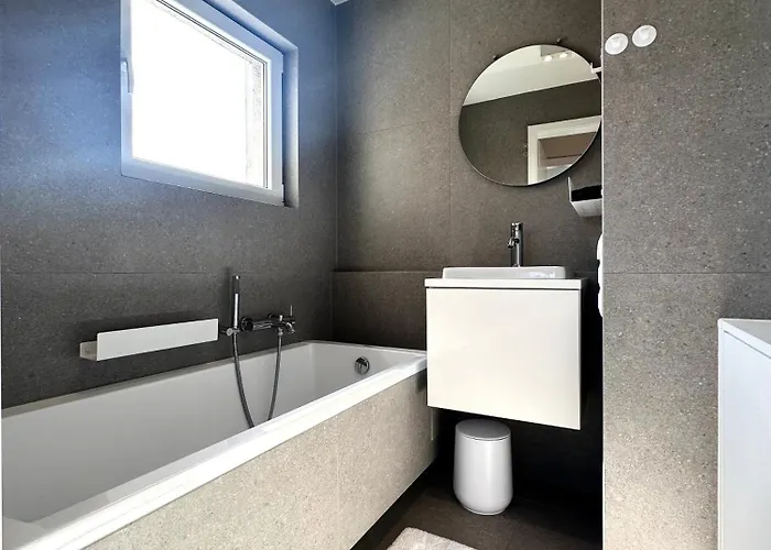 Czarnieckiego - Self Check-in 20h Wroclaw